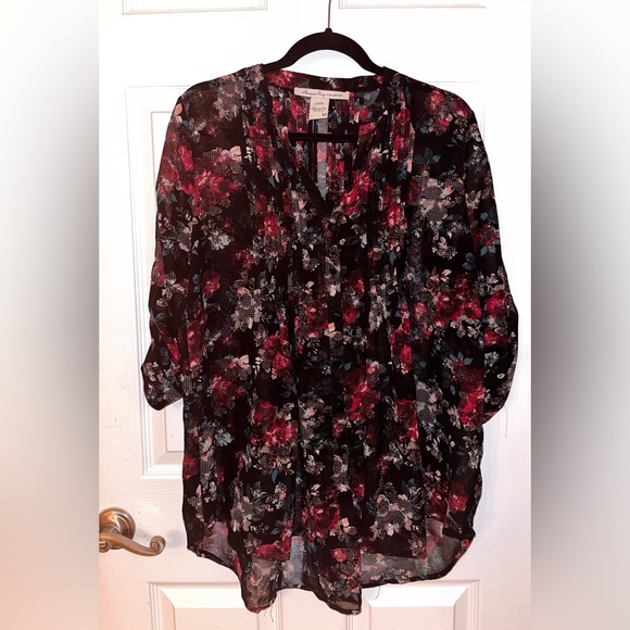 American Rag Tops - American Rag Black and Burgundy Floral Blouse Medium